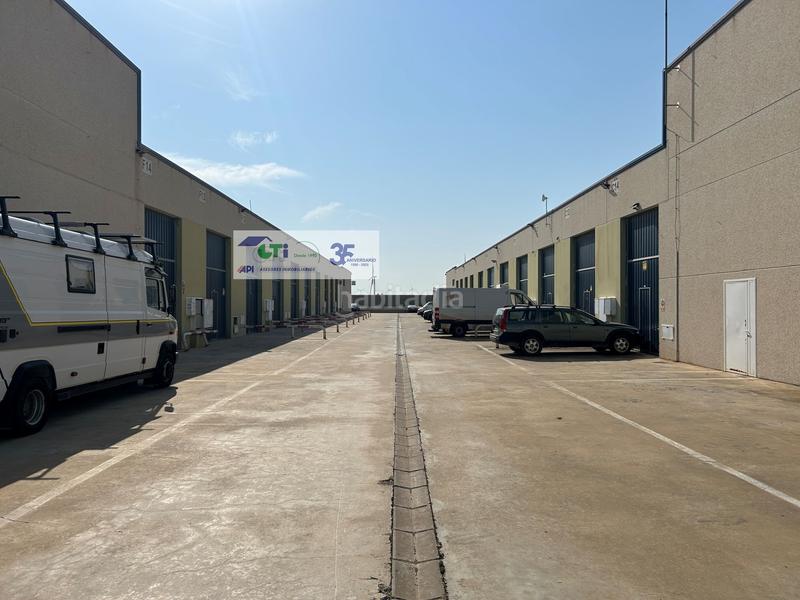 Foto 3a4d6b9d-492d-4b8b-97dc-7c3e06051ca3. Nave industrial navexa0de 230m2 en recinto cerrado en Zaragoza