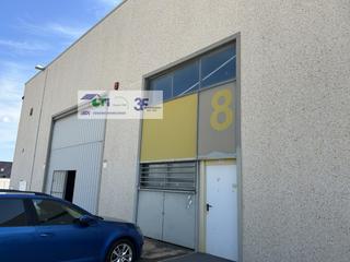 Lloguer Nau industrial  Calle los &#xc1;ngeles, 15. Nave en alquiler 422m2, poligono centrovxcda, la muela