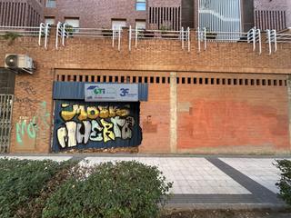 Location Local commercial  Calle adolfo aznar. Local alquiler actur