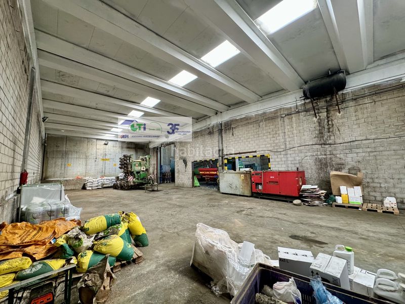 Foto 0b20b52c-914d-4197-a998-4e01d5ae3047. Nau industrial a Pinseque