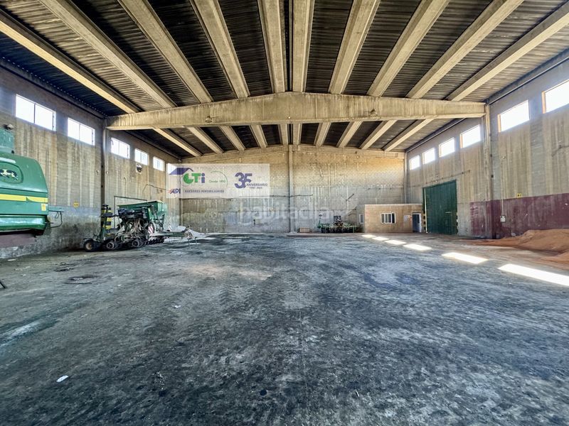 Foto 87341446-b644-422a-9d6c-0bd3ce99c493. Nau industrial a Pinseque