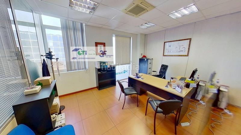 Foto 85142fb2-6f1e-4fb3-af4d-0ddb2359ea3c. Bureau dans Garrapinillos Zaragoza