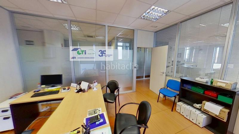 Foto cf3aa9d6-f932-457c-9fdc-ed31b6015606. Bureau dans Garrapinillos Zaragoza