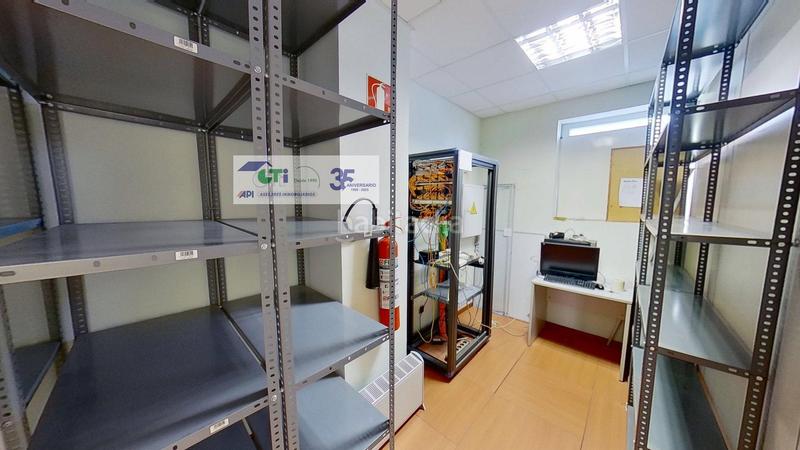 Foto f40406a9-7bfa-4f7b-9fc5-308e7792e10b. Bureau dans Garrapinillos Zaragoza