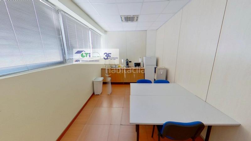 Foto ffdf93f5-3855-4409-975c-71416c83b7cf. Bureau dans Garrapinillos Zaragoza