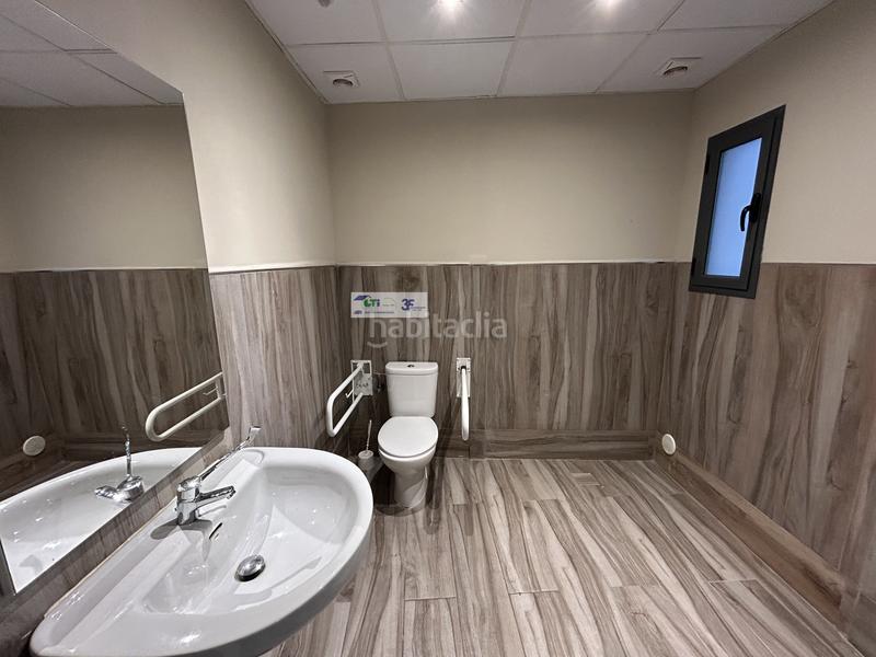 Foto 17f305dc-9b64-4094-9ddb-1638c944fcb5. Alquiler local comercial local alquiler zona coso en Zaragoza