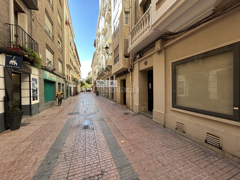 Foto 9d26d064-7b5a-4e9f-9fce-47c6c9dac088. Alquiler local comercial local alquiler zona coso en Zaragoza