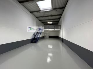 Lloguer Nau industrial  Calle del romero. Navexa0enxa0alquilerxa0de 143m2 con buena visibilidad