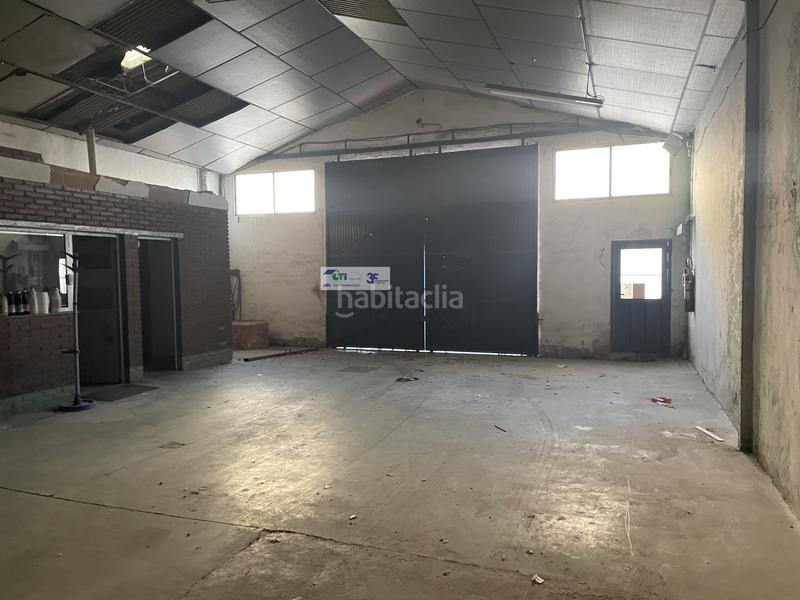 Foto 3139c27e-35d5-4153-9fb2-39a170a035c0. Nau industrial a Arrabal Zaragoza