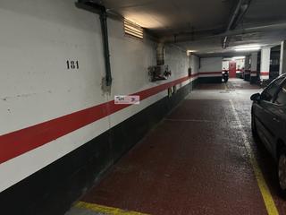 Autoparkplatz  Calle adolfo aznar. Plazas de garaje en actur