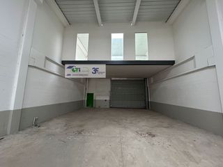 Miete Fabrikhalle  Calle ajedrea. Nave dixc1fana en alquiler de 390m2