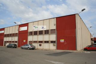 Miete Fabrikhalle  (poligono los sitios) c/ e,. Nave en alquiler yo venta en poligono malpica