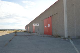 Lloguer Nau industrial  El llano. Nave en alquiler yo venta en lecixd1ena