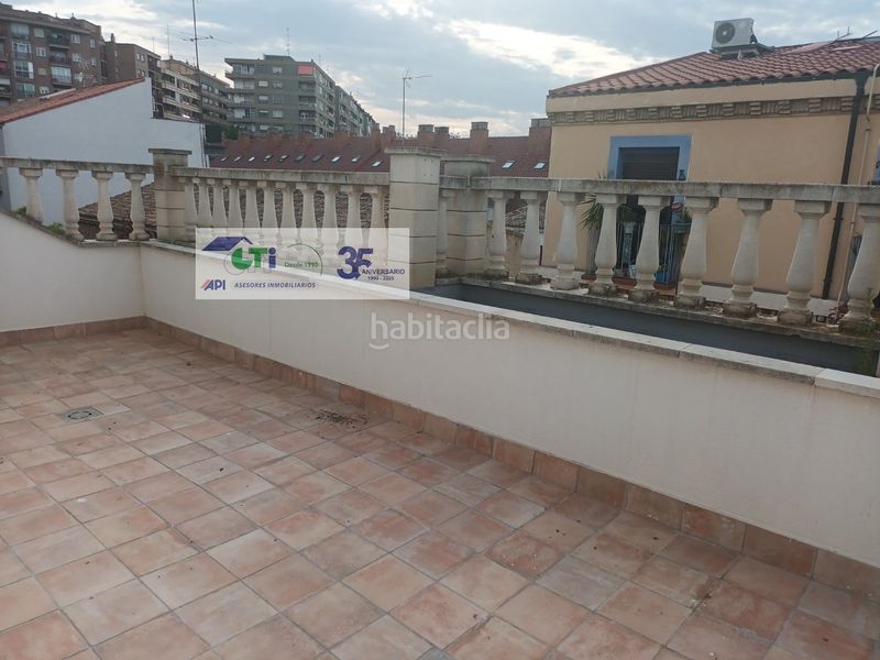 Foto 4624b6e1-00c9-4c43-a525-5d16000f05b0. Edificio in Las Fuentes Zaragoza