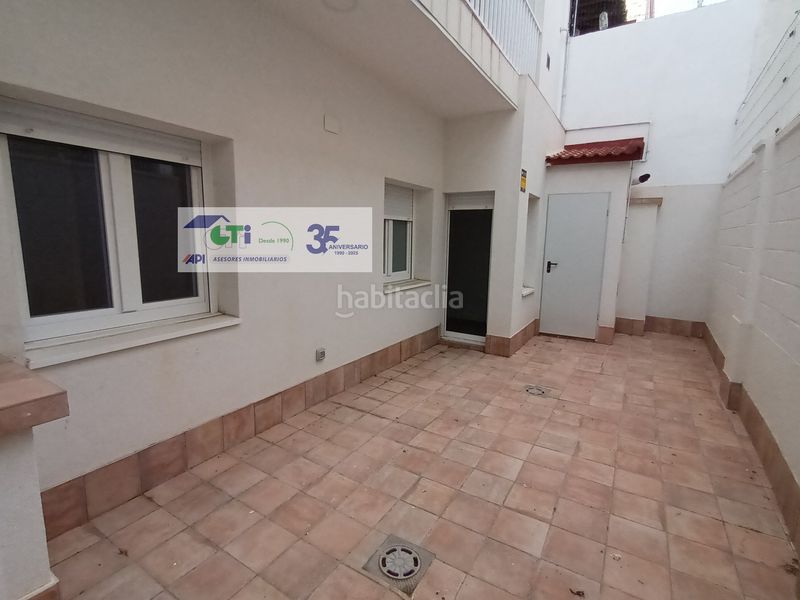 Foto df5082aa-d727-4321-a37a-8c3d5a60d148. Edificio in Las Fuentes Zaragoza