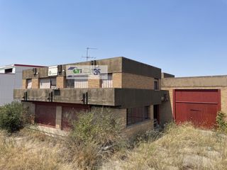 Terreno residenziale  C/ b. Parcela industrial en venta, polxcdgono malpica, 4000 m2