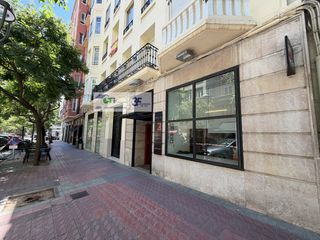 Lloguer Local Comercial  Costa. Local calle costa junto plaza de los sitios