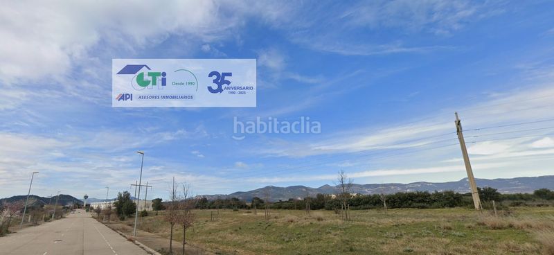 Foto d73c8cd5-9ef7-4217-960b-87aadef27a89. Solar industrial a Ayerbe