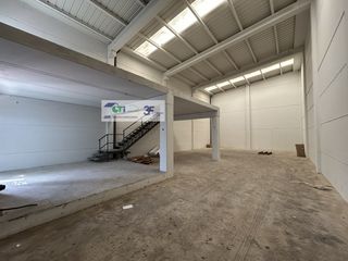 Industrial building  Calle esparto. Nave industrial en venta de 256 mxb2 en polxcdgono empresarium