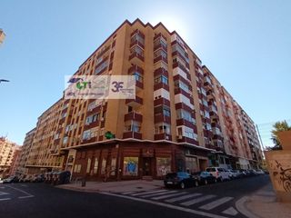 Appartement à Plaza del Canal Imperial de Aragón