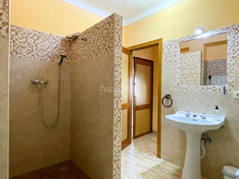 Foto 2e5c6fc4-d777-41d1-b992-1069aa66bf75. Casa bifamiliare con parcheggio piscina in Iznájar