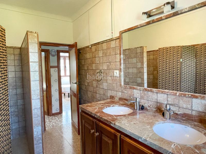 Foto 3680e06f-c787-456c-bcb7-8f8211e055a3. Casa bifamiliare con parcheggio piscina in Iznájar