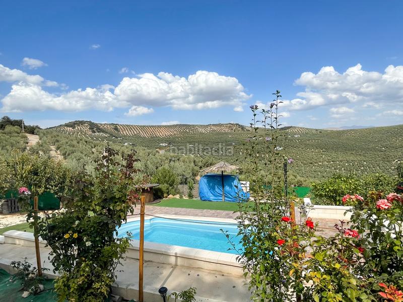 Foto bbd72160-27f4-44d9-82b1-57e76b545014. Casa bifamiliare con parcheggio piscina in Iznájar