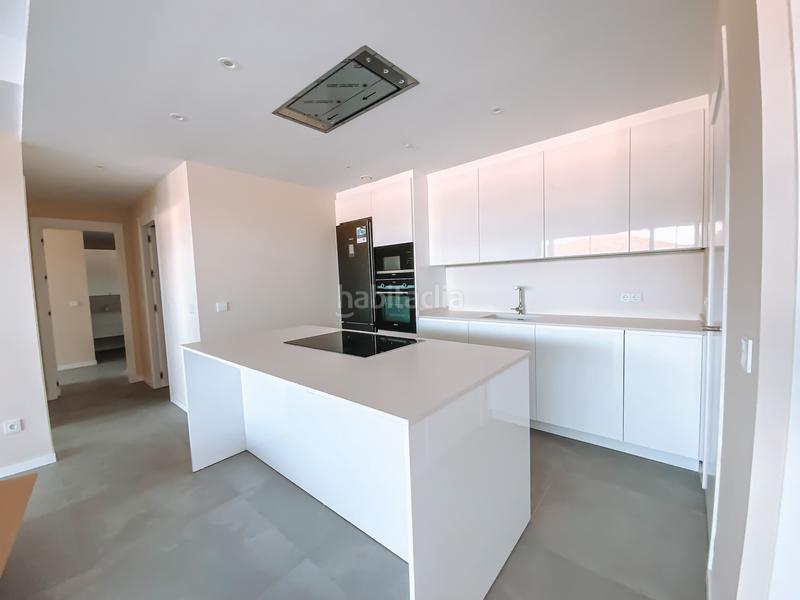 Foto 0dff04b0-342d-4e7b-83ed-043bf4cbf2f3. Appartement avec parking piscine dans Castillo Sohail - Myramar Fuengirola