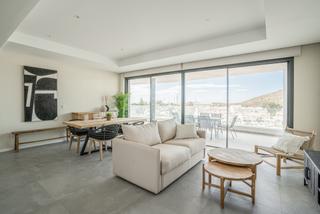 Appartement à Castillo Sohail - Myramar. Apartamento moderno, con vistas al mar, fuengirola