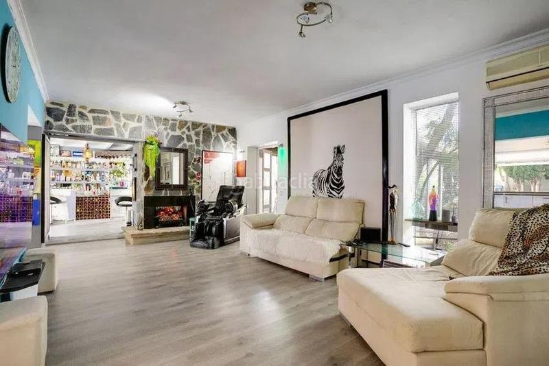 Foto 627b8242-d8dc-4837-a864-c64777614654. Casa amb piscina a Estepona golf Estepona