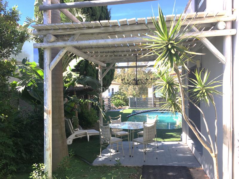 Foto b1947588-42e8-43de-ba37-207cdb2c4580. Casa amb piscina a Estepona golf Estepona