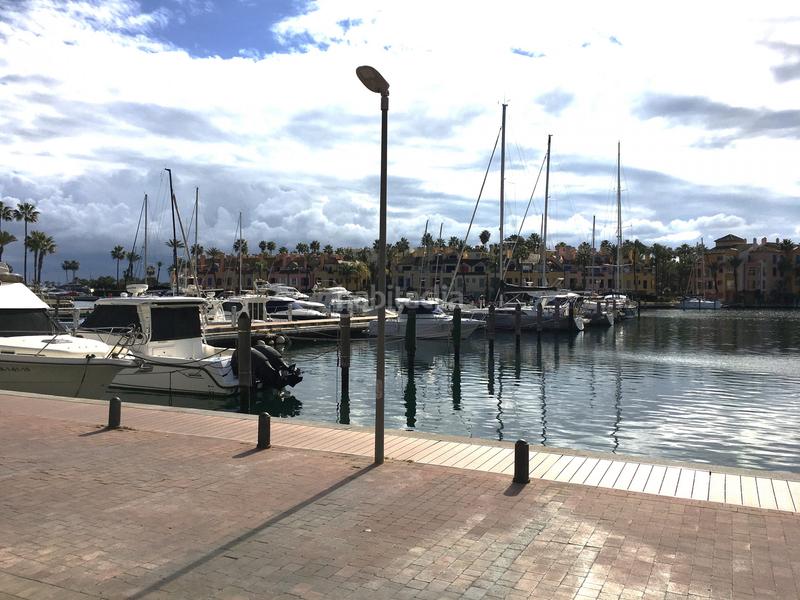 Foto a9b1cbcf-2e54-4b41-b7af-869aaffc8760. Casa amb aparcament piscina a Sotogrande alto Sotogrande