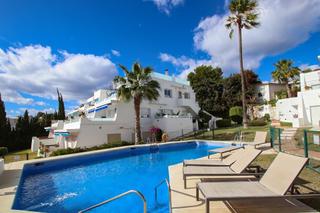 Apartamento en Puerto Banús. Lujoso apartamento en planta baja en puerto banús, marbella