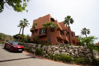 Casa aparellada a Chullera. Hermosa casa pareada con vistas al mar