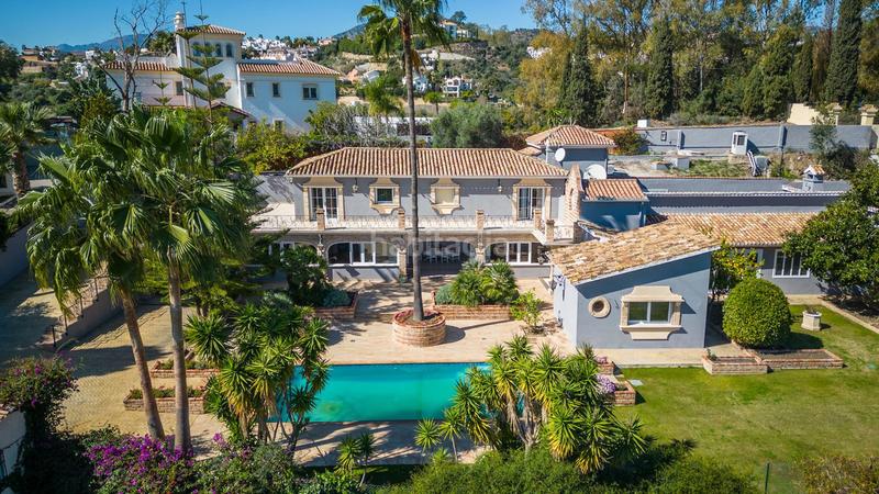 Foto 1e4496cc-33aa-4b2a-a57e-22b34efe31e2. Casa con parcheggio piscina in Benahavís pueblo Benahavís