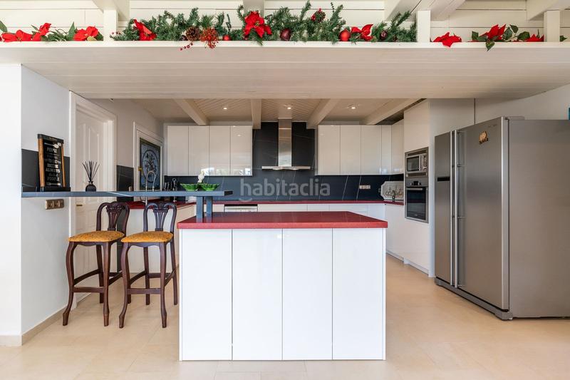 Foto 4a1d67fd-e4fd-4d1a-8c46-91e660d0a3a6. Casa con parcheggio piscina in Benahavís pueblo Benahavís