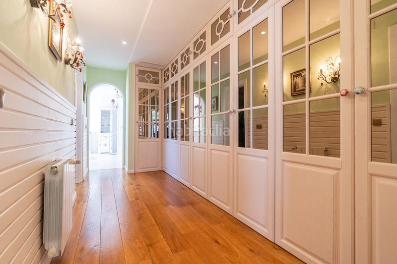 Foto e026ece4-9370-4664-a3e6-50a152dcb070. Casa con parcheggio piscina in Benahavís pueblo Benahavís