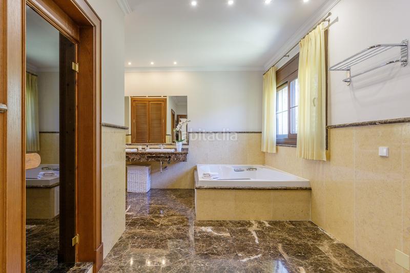 Foto 0bd92c08-d1ae-4c80-9102-3be7908d996f. Casa amb aparcament piscina a Mijas golf Mijas