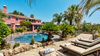 Casa en Los Naranjos. Villa mediterránea exquisita en nueva andalucía, marbella