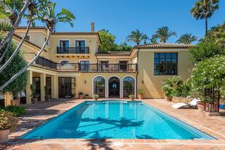 Casa en Sotogrande Alto. Impresionante villa de 6 dormitorios en sotogrande alto en excel