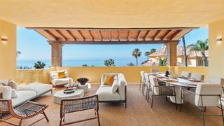 Attique à Río Real. Ático lujoso dúplex en rio real, marbella
