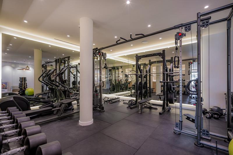 Foto 41f6b379-23c1-49e6-ad11-1346291eb1ea. Casa amb piscina a La Quinta Benahavís