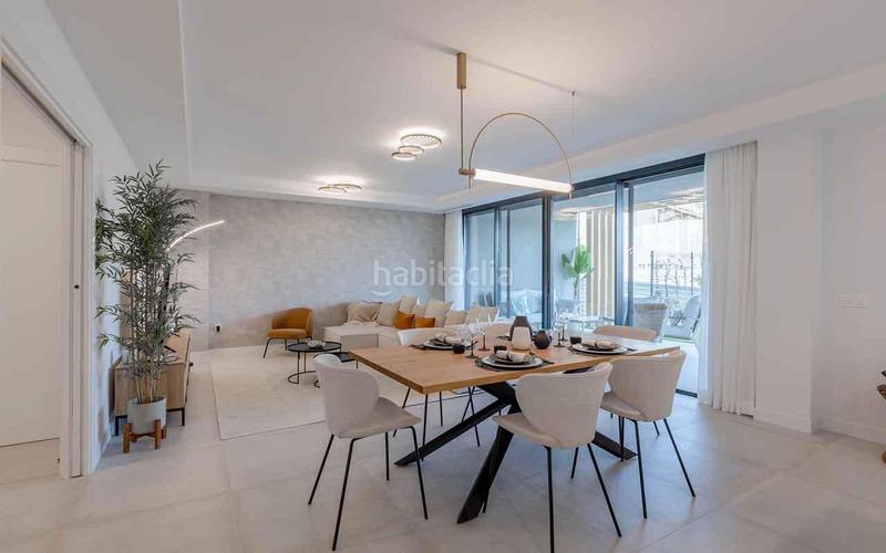 Foto 21b20cb4-3be4-48b8-8c00-549383718968. Reihenhaus mit parking pool in El Faro de Calaburra - Chaparral Mijas