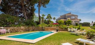 Casa en La Quinta. Villa exquisita en la quinta golf, benahavis, málaga