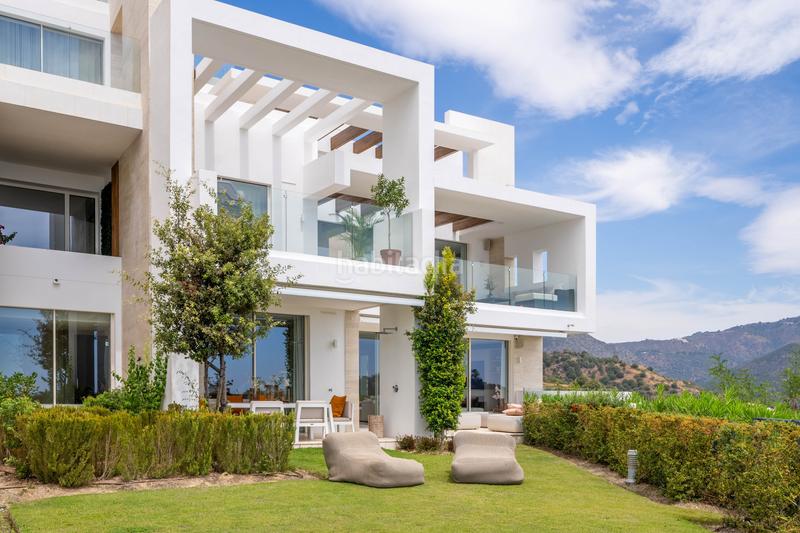 Foto 2089daa0-e021-4032-973c-a1ed6eface29. Planta baja apartamento en planta baja de lujo en marbella golden mile en Ojén