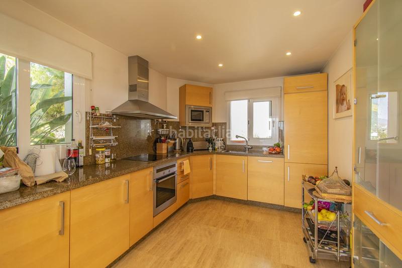 Foto d8bca176-2604-4594-9ac3-297f75bd9bf1. Ático  de lujo en Río Real, este en Río Real Marbella