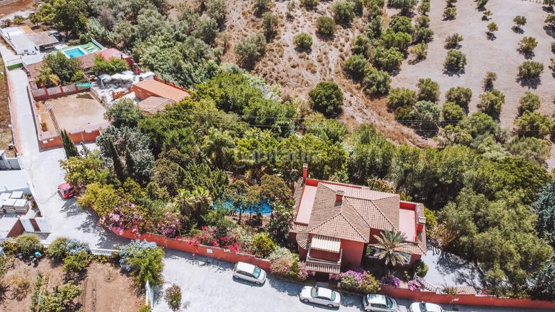 Foto 7d878f6a-e8be-40a5-a6c4-c8e610fd088a. Maison avec parking piscine dans Mijas golf Mijas