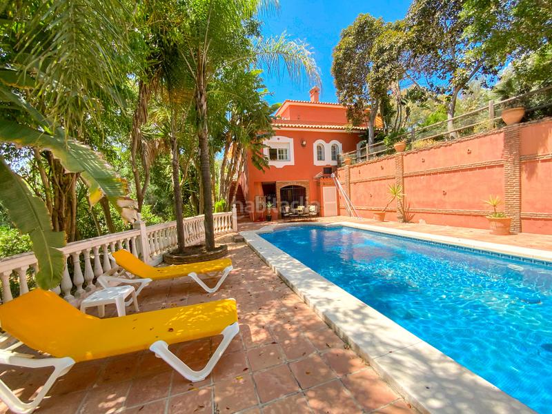 Foto 9595fd2f-8295-42b8-acef-e0e496782685. Maison avec parking piscine dans Mijas golf Mijas