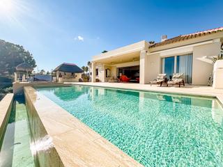 Casa a Mijas Golf. Villa de lujo en primera línea de golf en mijas golf, málaga