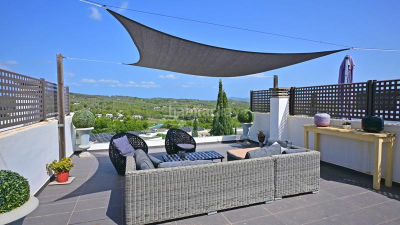 Foto 260cbd3f-12c3-45d8-8d17-310a9ed3f371. Casa a schiera con parcheggio piscina in Roca Llisa Santa Eulària